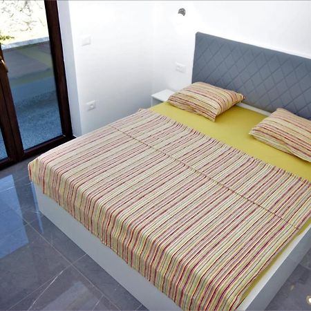 Apartments Smitran Banjole Zewnętrze zdjęcie