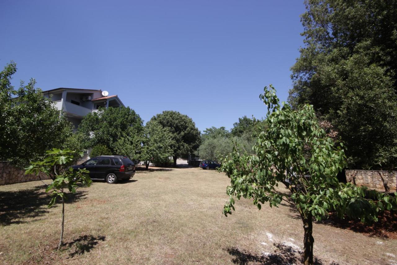 Apartments Smitran Banjole Zewnętrze zdjęcie