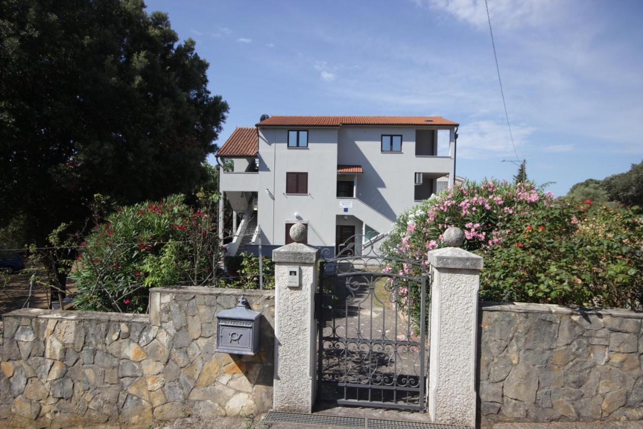 Apartments Smitran Banjole Zewnętrze zdjęcie