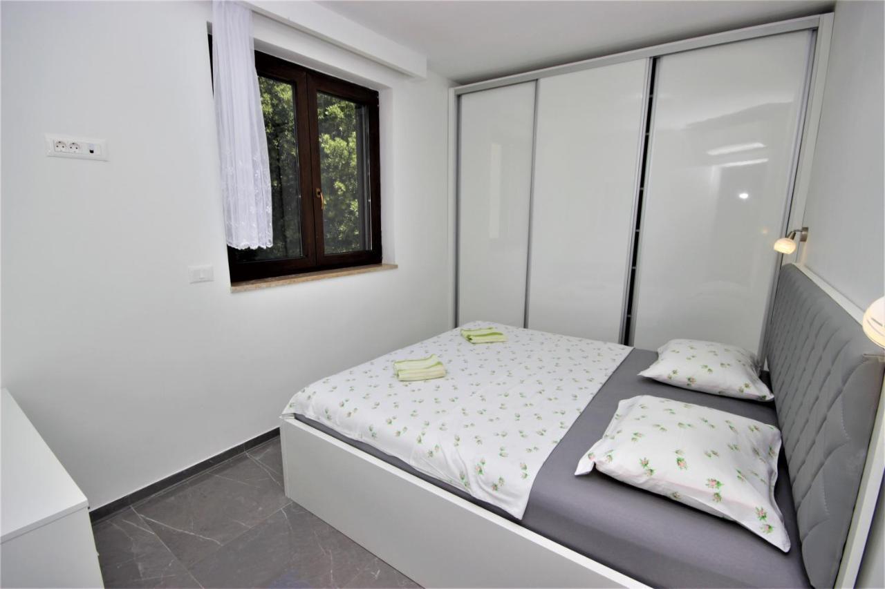 Apartments Smitran Banjole Zewnętrze zdjęcie