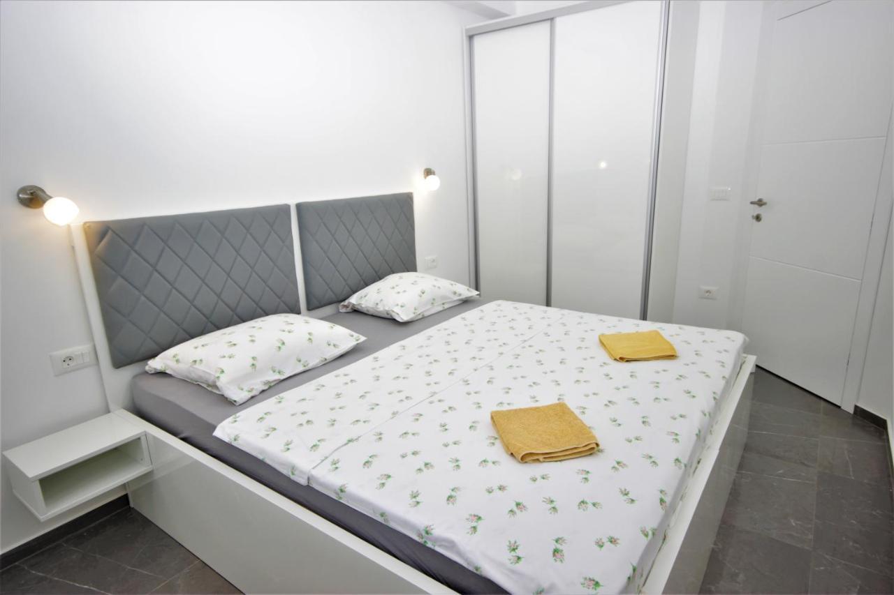 Apartments Smitran Banjole Zewnętrze zdjęcie